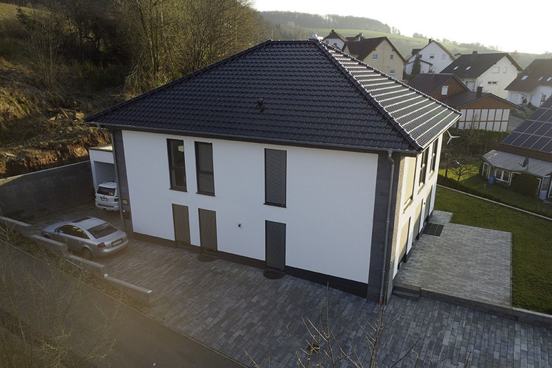 Einfamilienhaus Einfahrt